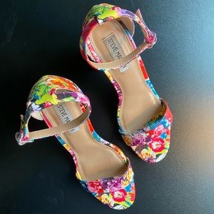 Steve Madden Carrson Heels 8.5